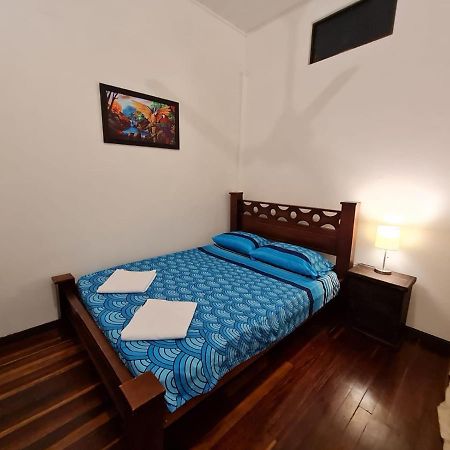 Apartamento Spiral, En El Centro De Quepos. Daire Dış mekan fotoğraf