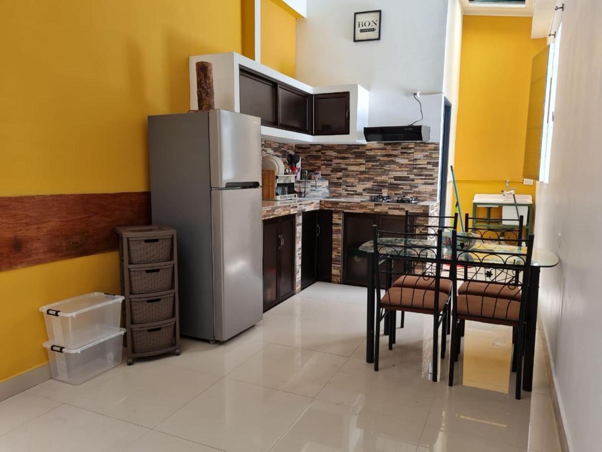 Apartamento Spiral, En El Centro De Quepos. Daire Dış mekan fotoğraf