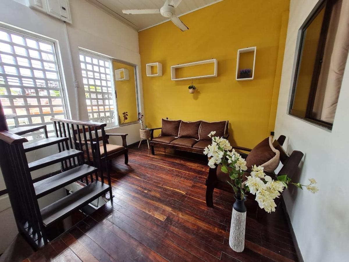 Apartamento Spiral, En El Centro De Quepos. Daire Dış mekan fotoğraf
